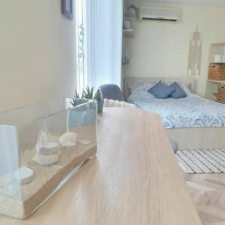 Lovely Open Space With Wonderful View *